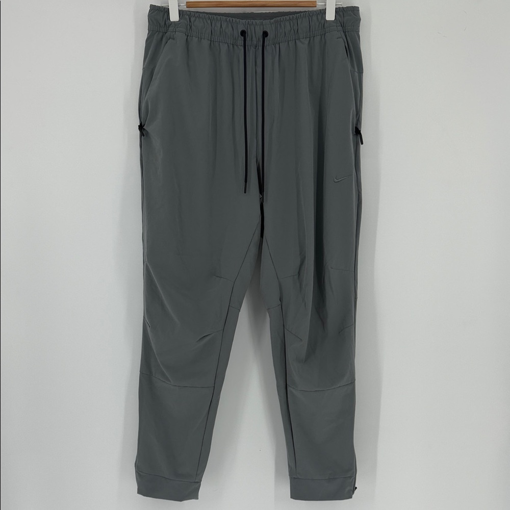 Nike‎ Dri-FIT Icon Basketball Jogger Pants Men’s Large Gray